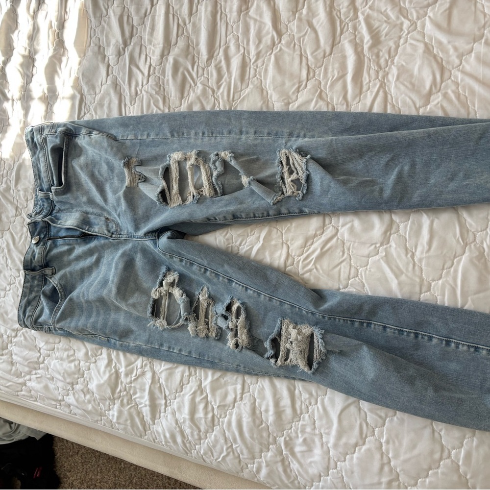 American Eagle Outfitters Light Blue Denim Jeans